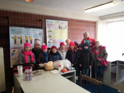 Druháci navštívili Slovenský Červený kríž