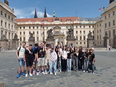 9.B v stovežatej Prahe